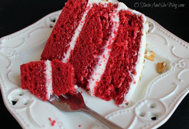 Classic Red Velvet Cake Recipe 