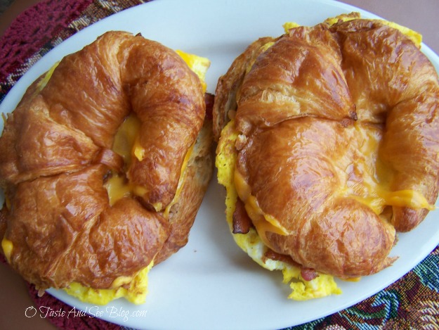 breakfast croissant 026