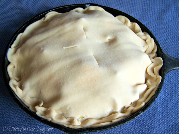 upside down apple pie 085