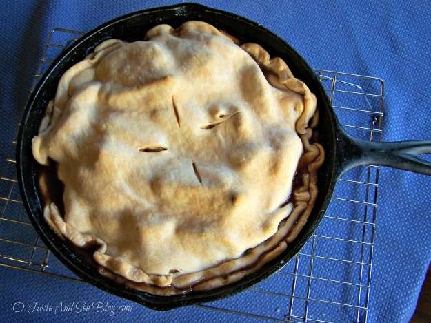 upside down apple pie 098