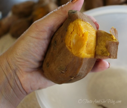 peeling sweet potatoes 079