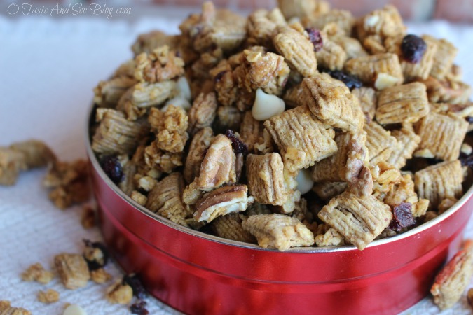 praline Granola snack mix # spon 