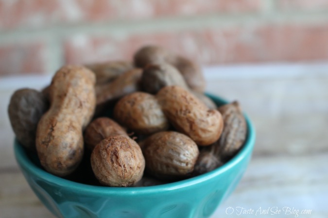 Cajun Boiled peanuts