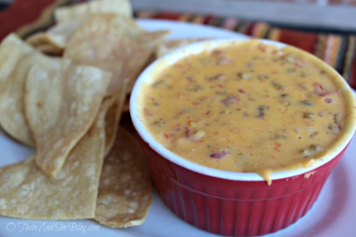 Easy Queso Dip