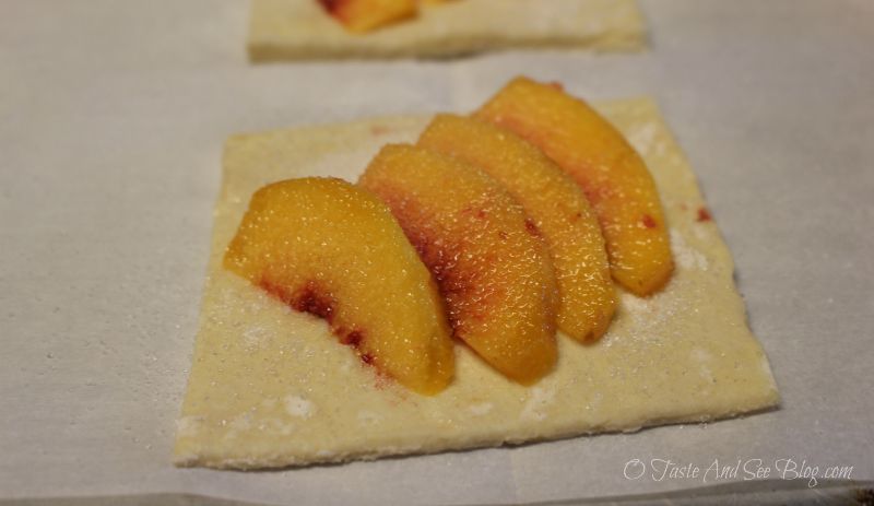 Easy Peach Tarts 