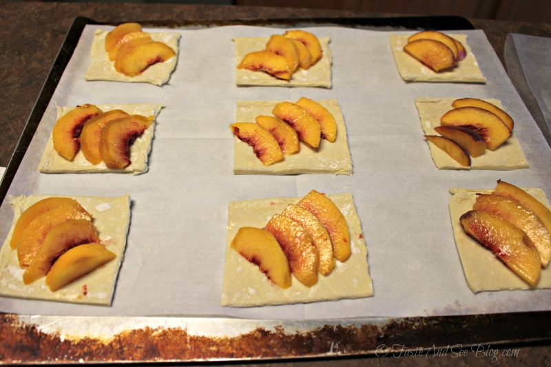 Easy Peach Tarts 