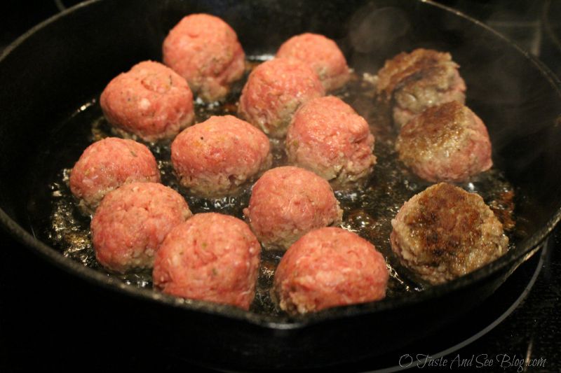 Skillet Spaghetti and meatballs #ad 