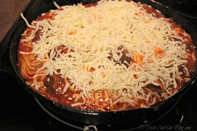 Skillet Spaghetti and meatballs #ad 