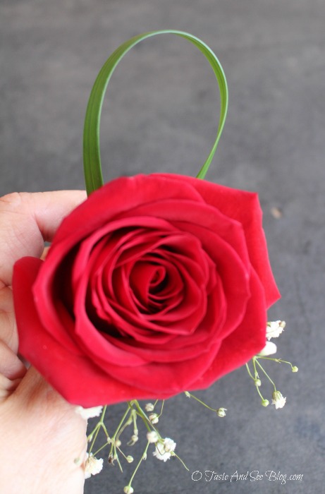 Single Rose Boutonniere #ad 