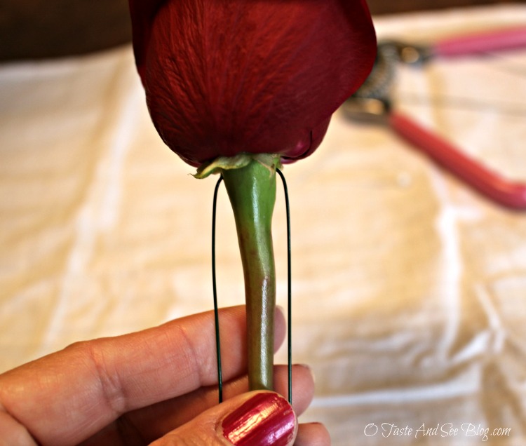 Single Rose Boutonniere #ad 