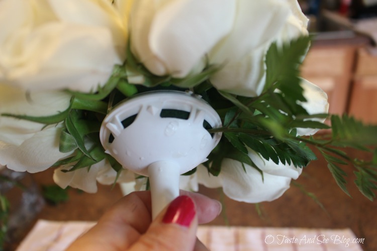  DIY Bridesmaids Bouquet #ad #FiftyFlowers