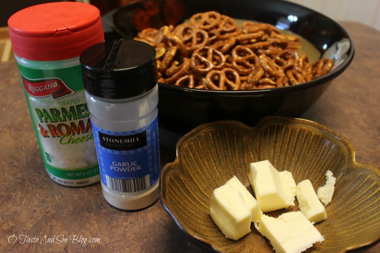 garlic-parmesan-pretzels