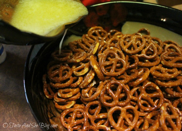 garlic-parmesan-pretzels