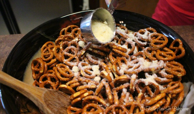 garlic-parmesan-pretzels