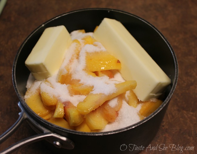 Grandma's Old Fashion Peach Cobbler 